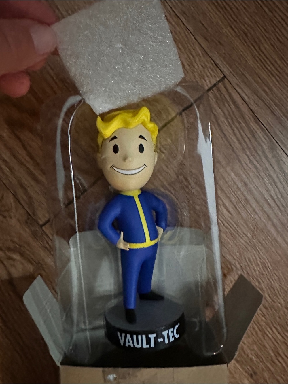 Fallout 4 Vault Boy Bobblehead Loot Crate Exclusive Bethesda